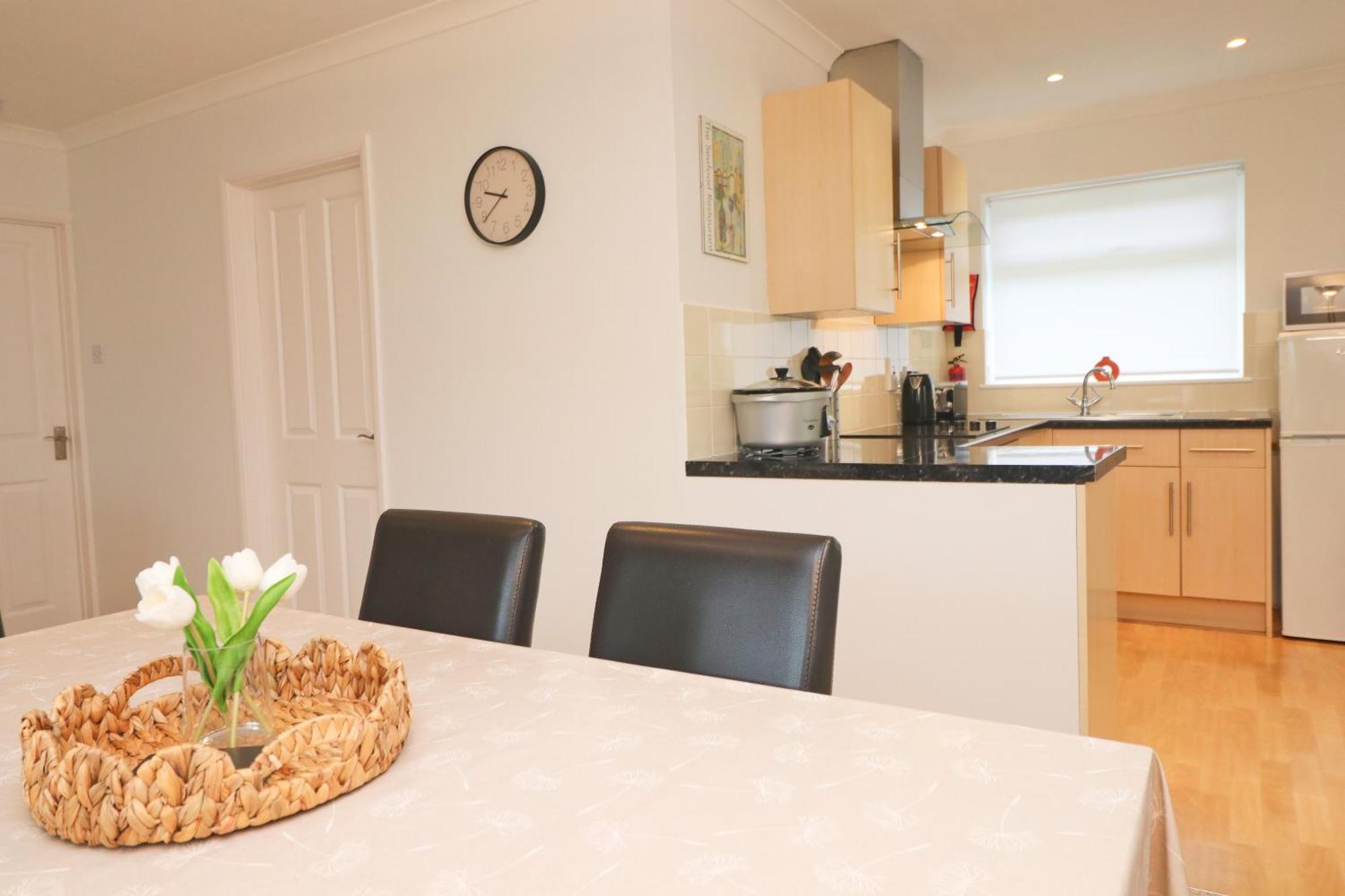 7 Bays For 7 Days! Spacious Bungalow Near 7 Beaches St Merryn Exterior foto